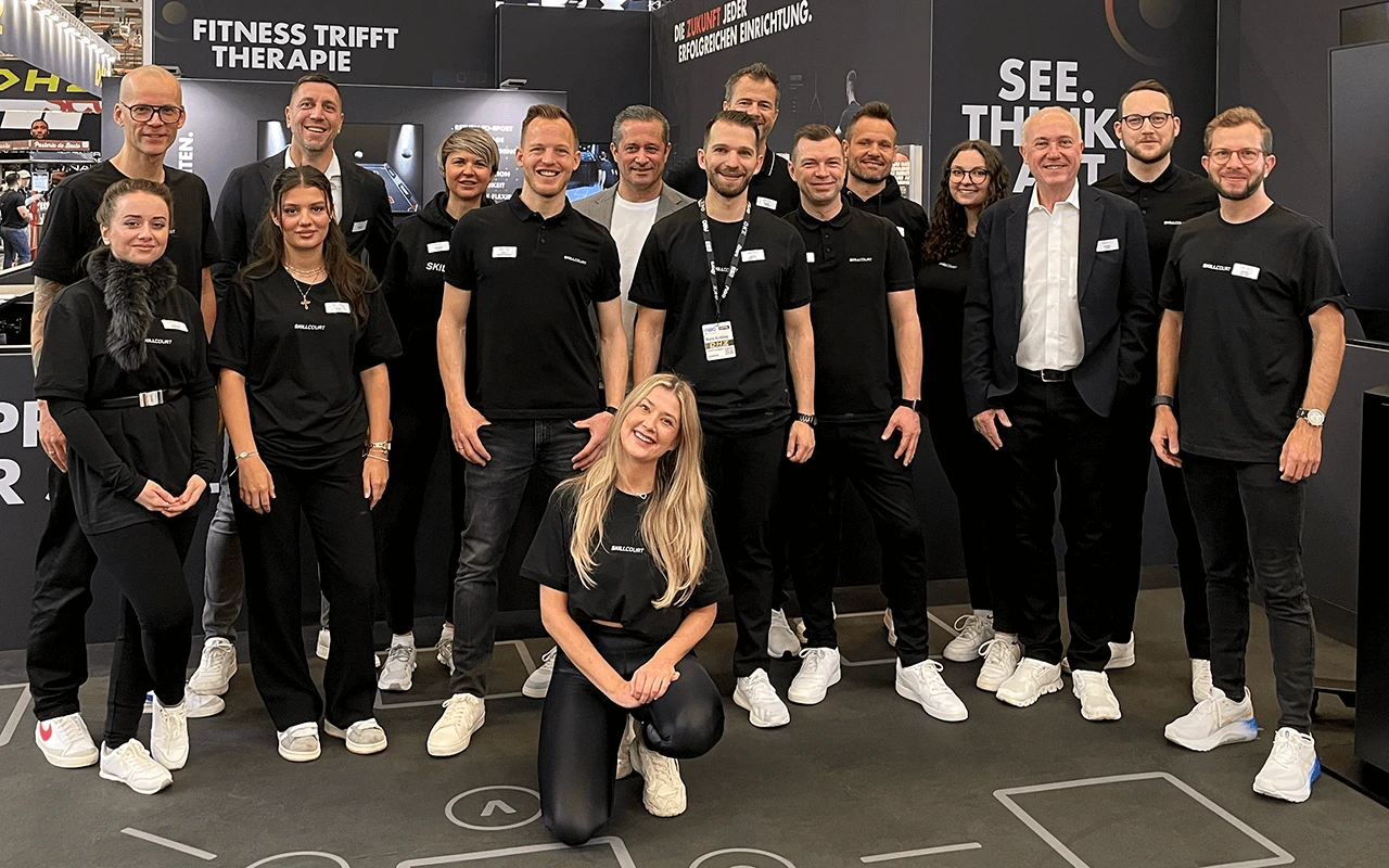 karriere_fibo SKILLCOURT Mitarbeiter bei der Arbeit